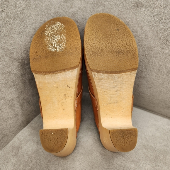 Swedish Hasbeens Clogs 7 Tan Leather Slip In Classic Mules Boho Scandinavian - Picture 15 of 17